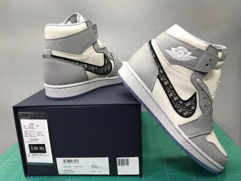 Air Jordan 1-352